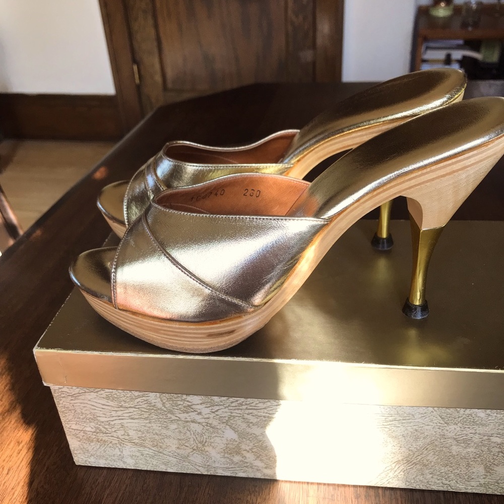Unworn vintage 50s Polly Mules size 6